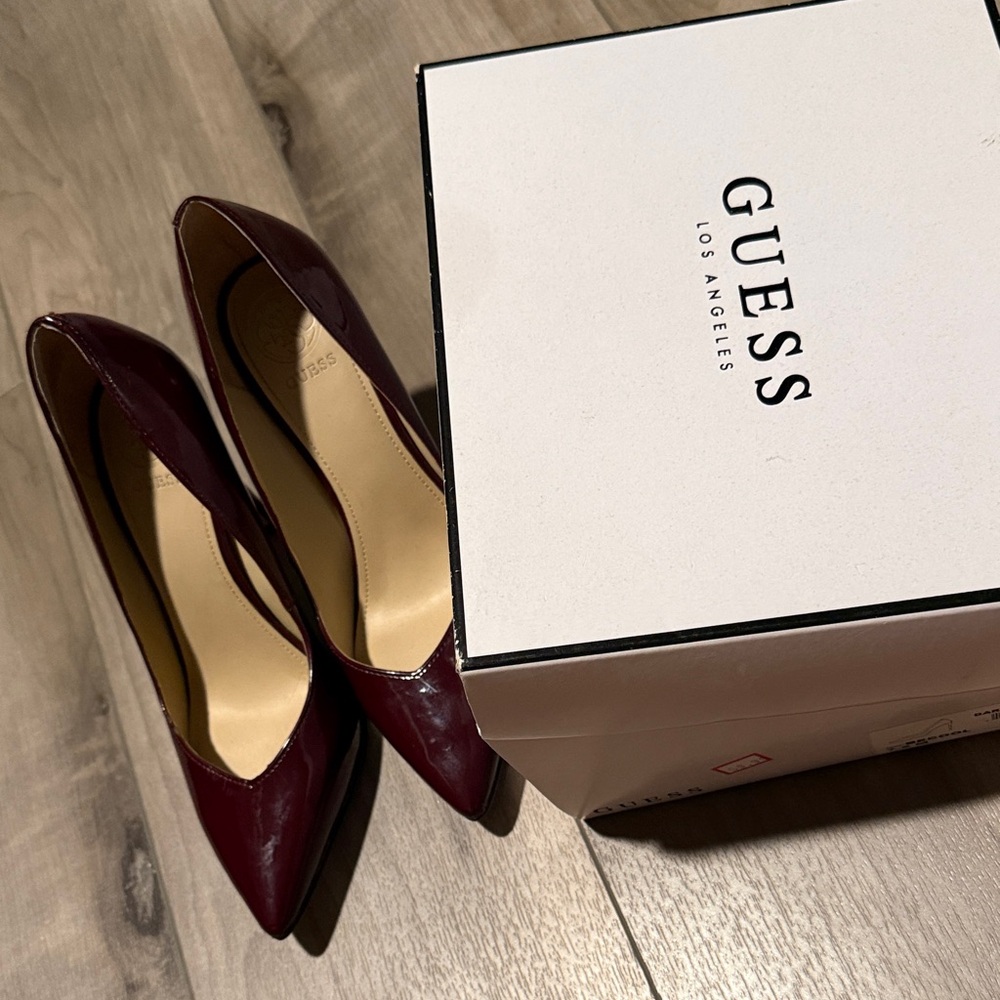 Guess Women's Deep Burgundy Heels - Picture 6 of 7